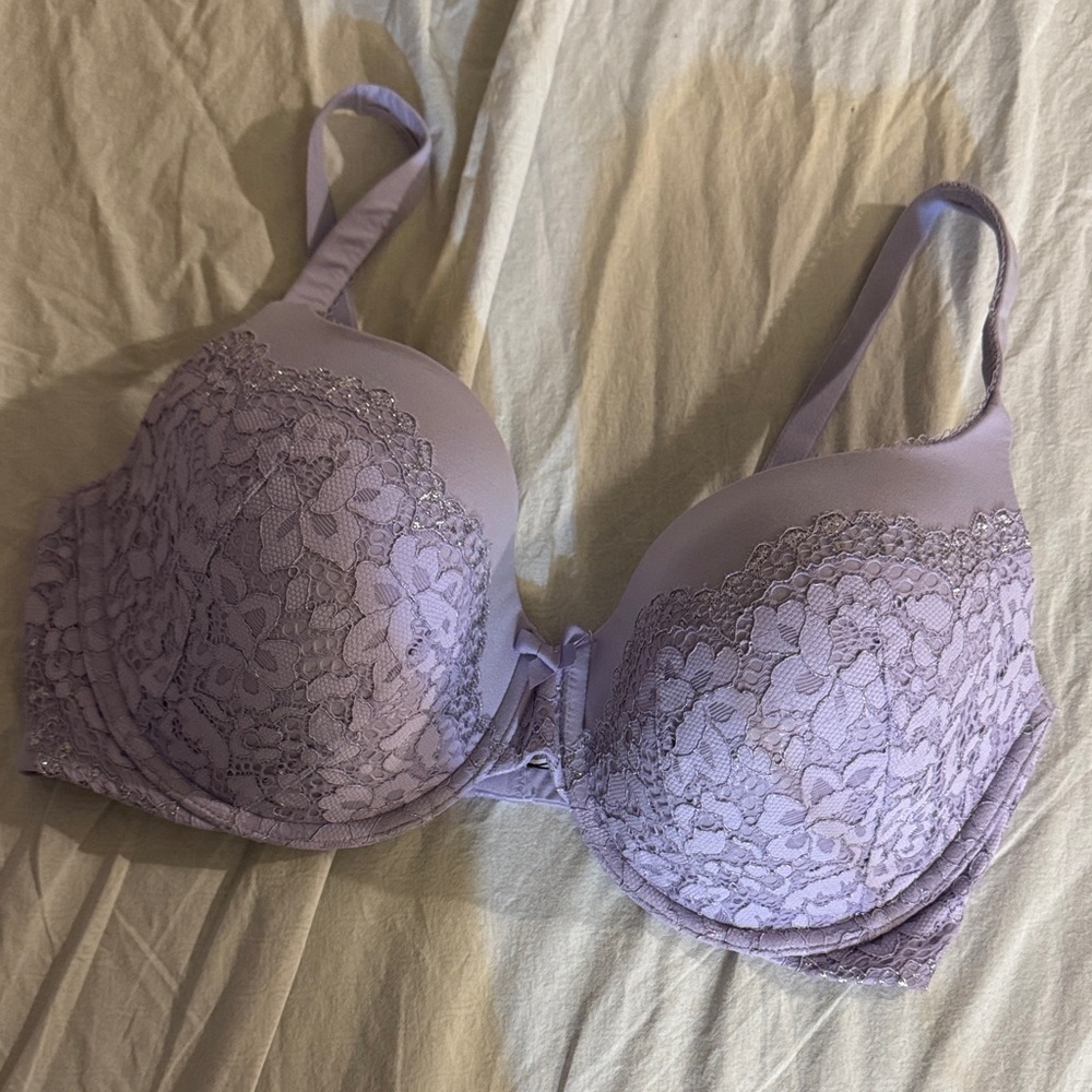Victoria’s Secret Body by Victoria Elegant Lilac Lace Bra 36 DD